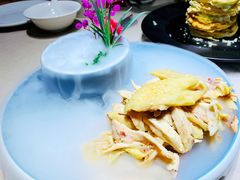 盐焗手撕鸡-尚一汤·粤菜海鲜(环球港店)