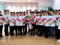 -爱月宝月嫂·育儿嫂(哈尔滨总店)