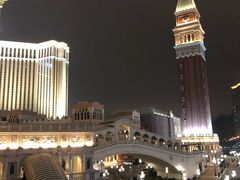 -中免(澳门机场免税店)