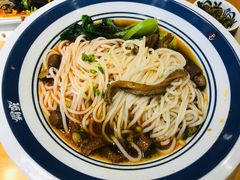 -霸蛮湖南菜·牛肉粉(荣京西街店)