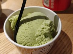 -枝魯枝魯自助料理