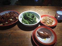 -老三样·美食研究中心(世贸路店)