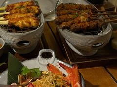 -三亚艾迪逊酒店·海滩烧烤 BARBACOA·现场乐队·浪漫晚餐·烧烤海鲜