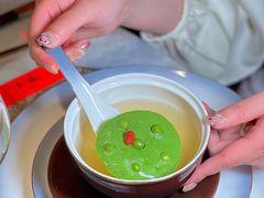 厚竹笙鸡汁炖莲蓬-上座·外滩源