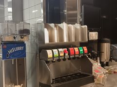 -麦当劳(常山服务区得来速店)