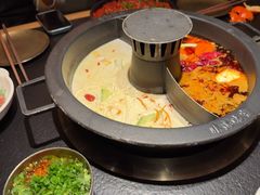 -晓宇重庆火锅(西安荟聚店)