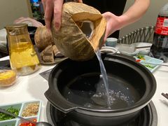 -东椰·海南椰子鸡火锅(朝阳门店)