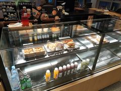 面包甜点陈列柜-星巴克臻选(深圳万象天地旗舰店)