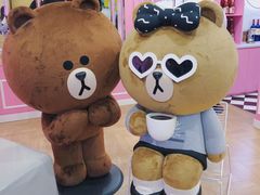 -LINE FRIENDS Garosu-gil Flagship Store