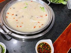 -老来福·非遗酸汤兔(凯旋路店)