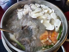 -老石黑山羊毛驴肉火锅(金凯广场店)