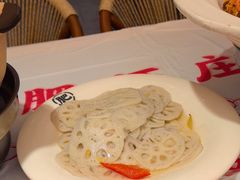 -肥肥虾庄·金牌油焖大虾(汉口城市广场店)