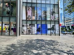 -优衣库(深圳万象天地旗舰店)