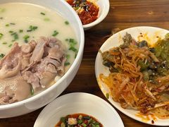-中和裴氏蹄花(府河路店)
