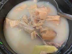 洪湖莲藕汤-楚天美食坊(越秀先烈中路店)