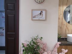 -花儿照相馆·最美证件照(红旗街万达店)