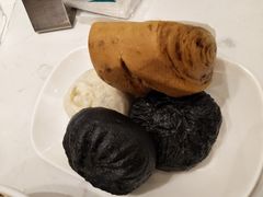 -李与白包子铺(桐梓林店)