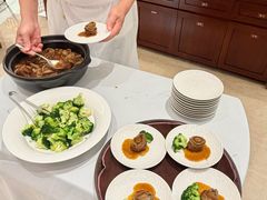 -南湖名都·景湖轩全日制餐厅·海鲜自助·东南亚风味·临湖而食