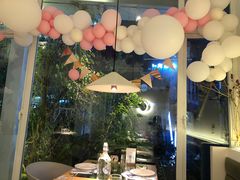 店内布置-春树下·树屋花房西餐厅(罍街AS1980店)