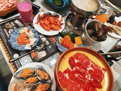-金马门国际美食百汇(珞喻路店)