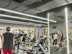 -超鹿运动(五四路恒力城店)