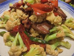 辣皮腊肉-永红源啤酒·烧烤·海鲜·大排档(青特城店)