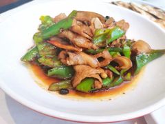 青椒炒肉-悦融·京鲁菜·露台花园(安定门店)