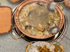 -阿婆情腊排骨火锅(金虹路店)