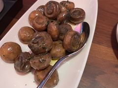 炒蘑菇-Ministry of Crab•MOC(交子大道店)