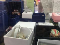-唯品仓(东山锦轩·现代城店)