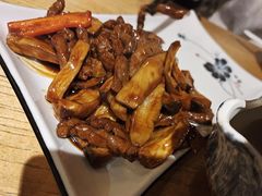 菌菇牛柳-吴越荣记苏州菜·松鼠桂鱼100%活鱼现做(斜塘老街店)