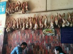 -阿婆情腊排骨火锅(金虹路店)