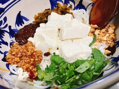 -蜗牛小馆醉乡民谣云南菜(惠新西里店)