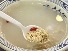 -牛一嘴·兰州牛肉面·大盘鸡(财富中心店)