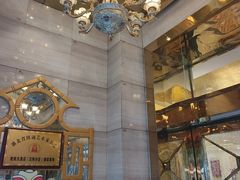-艳阳天酒店(五里新村店)