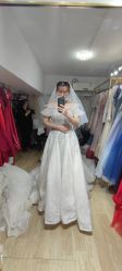 -NaNa婚纱礼服馆