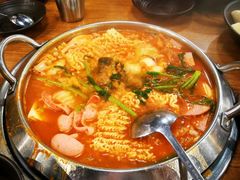 部队锅-包装马车·韩国料理·포장마차