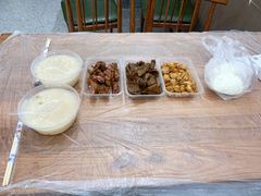 -蓝精灵饺子店