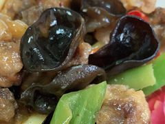 酸辣里脊-伊帆食府·青海地方特色美食