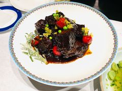 招牌红烧牛小排-江南雅厨(李公堤店)