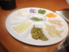 -龙悦湾酒家·八阵鱼生·渔人码头店
