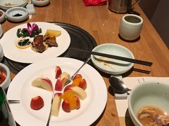 -萨拉伯尔水源素问店·韩国宫廷料理(人民路店)