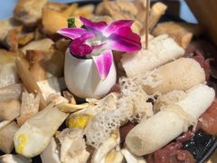 -一朵菌·野生菌探索家火锅(南亚店)