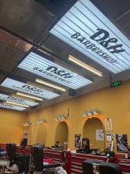 -Devilhands Barbershop男士理容店