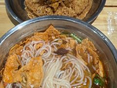 -柳州肥姨妈大骨螺蛳粉(曹路店)