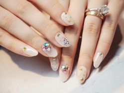 -AKIRA 安久日式美甲美睫