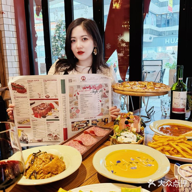徐汇滨江100+就能吃到扶墙出的意大利西餐厅