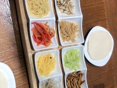 -怪噜范·老贵阳街头名小吃(数博万达店)