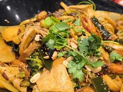 -醉人椒麻辣香锅(王府井喜悦店)
