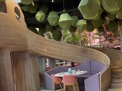 -水桶王国主题餐厅·聚会·生日派对·亲子活动·家庭套餐(亚龙湾希尔顿店)